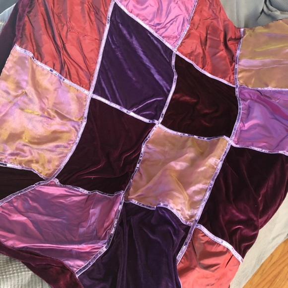 Multi-Purple Velvet Toss Blanket - Picture 3 of 10